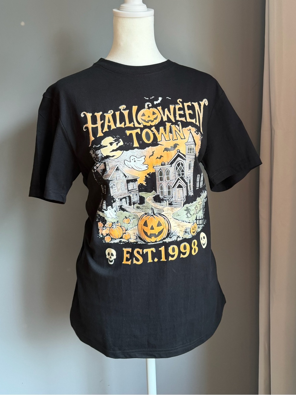Halloweentown Graphic Tee 🎃